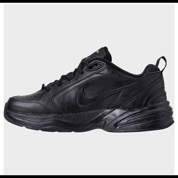 Nike black shoes - Picture 1 of 10